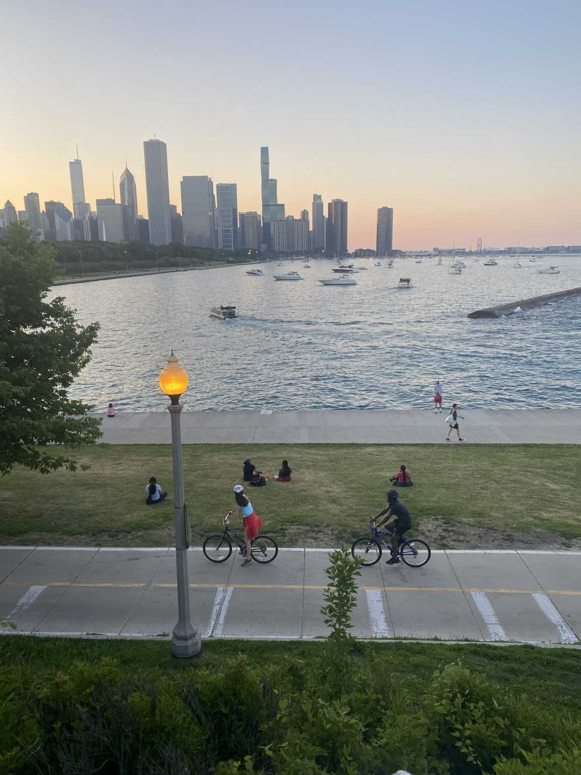 Biking in Chicago Bike & Roll